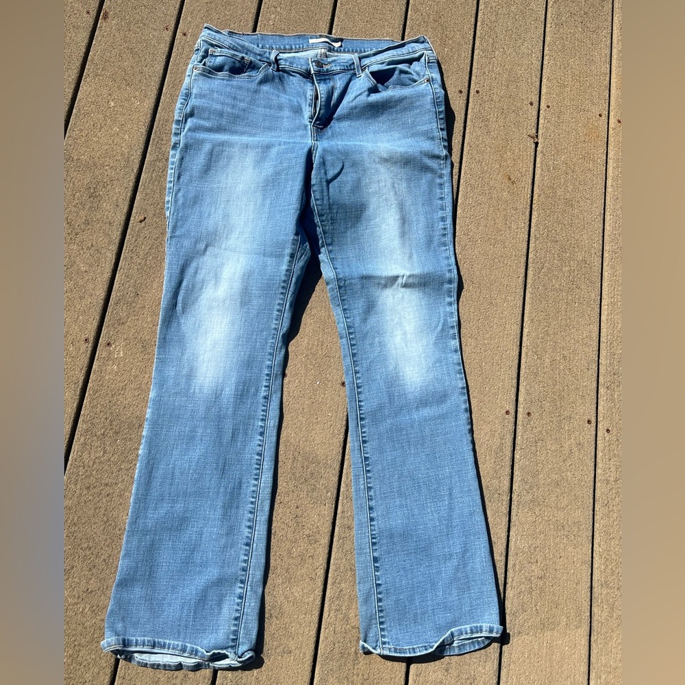 Women’s Levi Classic Boot Jeans size 14Long